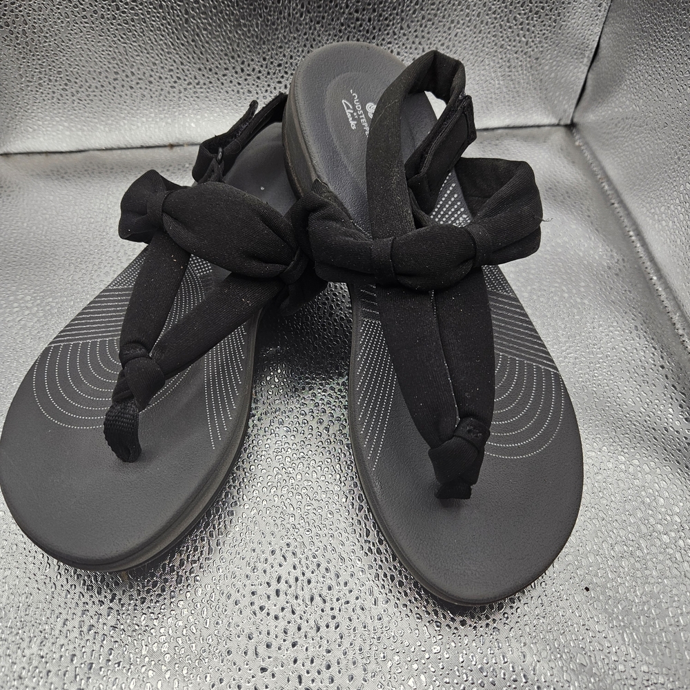 Clarks Elegant Black Knotted Sandals Women's Size 6